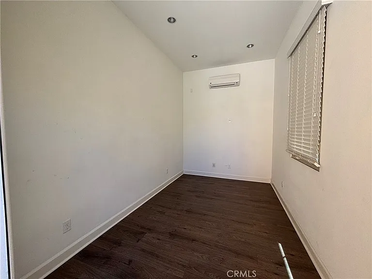65 Berkshire Wood — Photo 19