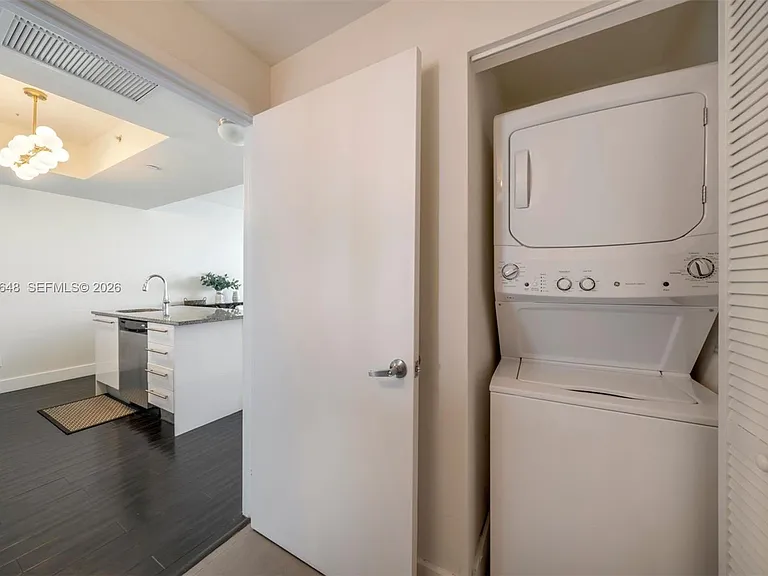 888 Biscayne Blvd #3111 — Photo 13