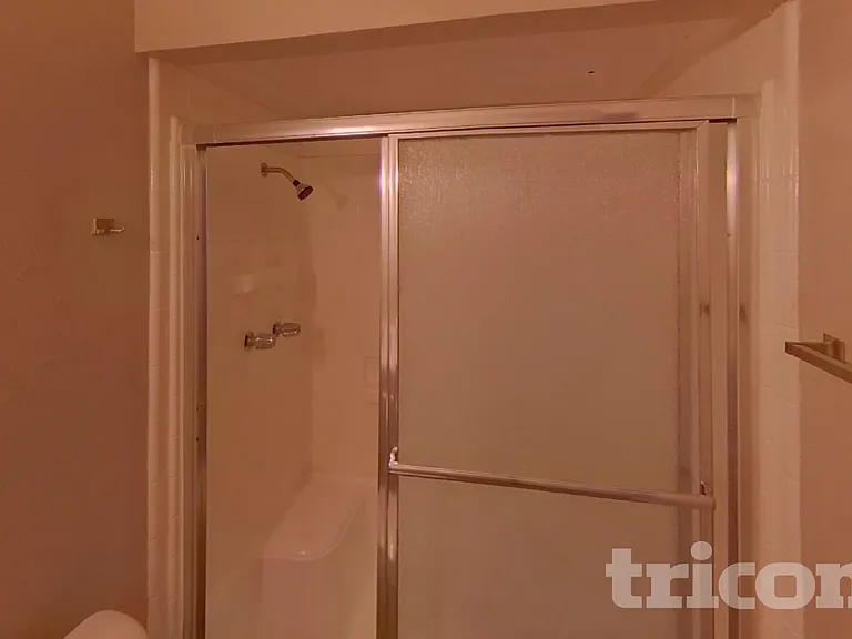 332 Rockcrest Dr — Photo 9