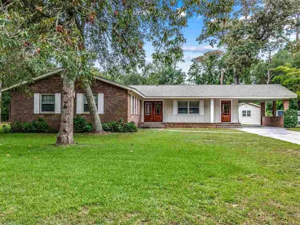 411 14th Ave N, Myrtle Beach, SC 29575