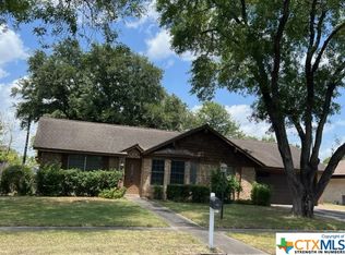 112 Lancaster St, Victoria, TX 77904