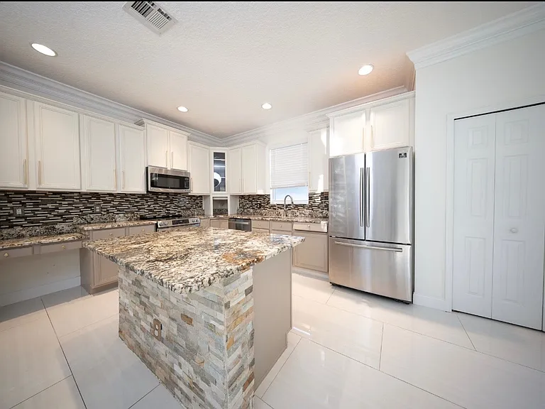 5456 Los Palma Vista Dr — Photo 20