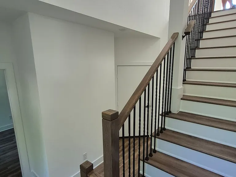 3003 Delano St — Photo 12