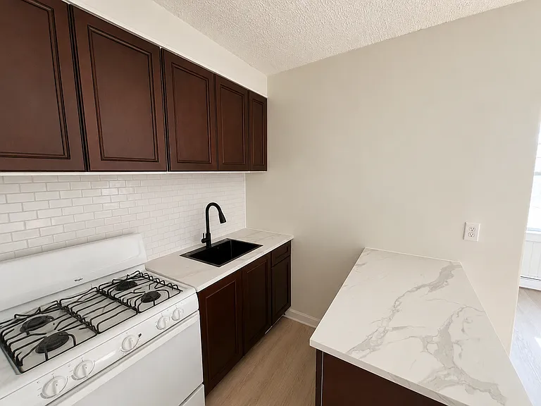 97 Fairmount Ave #1 — Photo 9