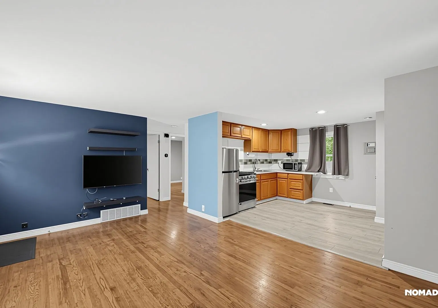 Charming 2BR Apartment in Denver — Photo 3