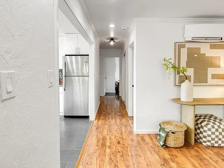 2725 Argyll Ave — Photo 10