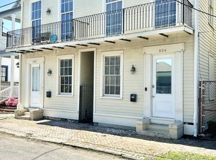 532 1st St, New Orleans, LA 70130