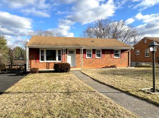 1435 Haydon St, Salem, VA 24153