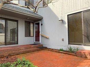 2 Juniper Ln, Ridgefield, CT 06877