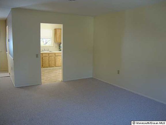 3rd image of 60 Norwalk Avenue