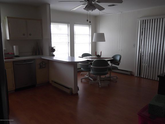 4th image of 7 Marigot Ct