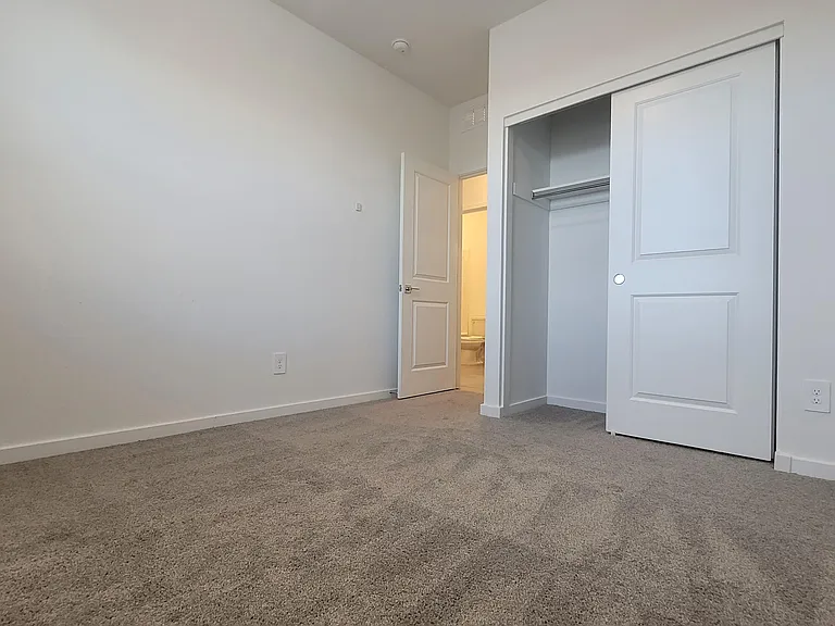 15998 W Smoketree Dr — Photo 9