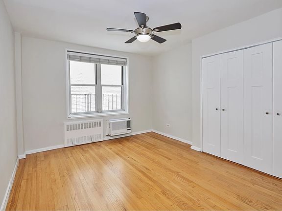 4th image of 88 Greenwich St #2R