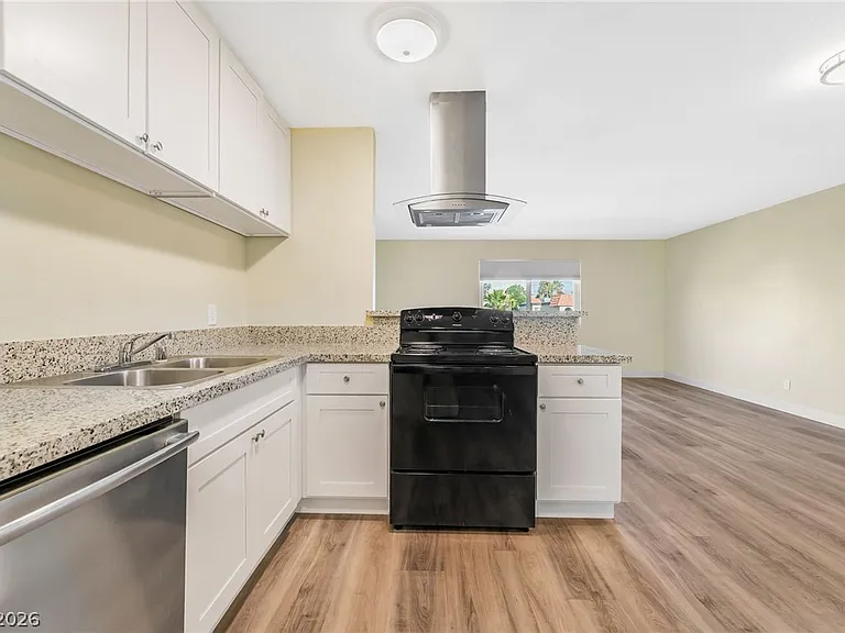 4156 Zavala St #3 — Photo 10