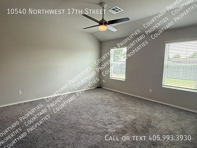 10540 NW 17th St — Photo 2