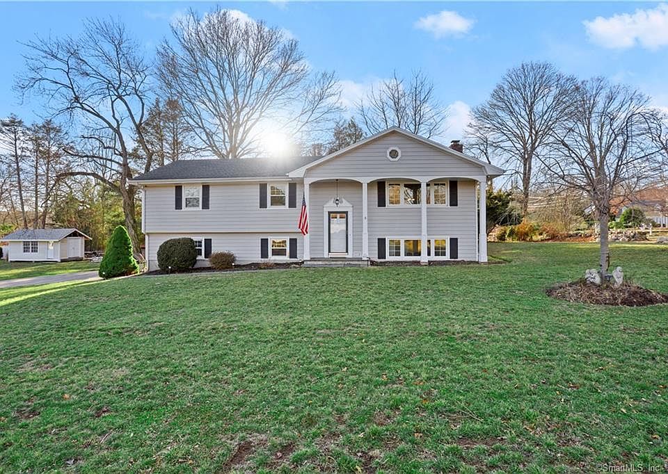 1st image of 1 Cottontail Rd