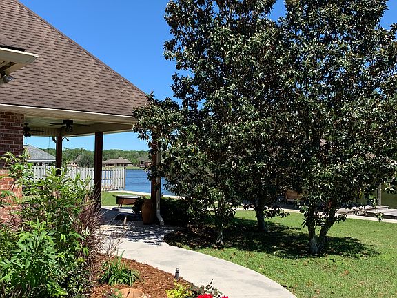 5th image of 1112 Oak Harbor Dr
