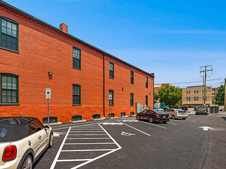 Prince Street Lofts — Photo 27