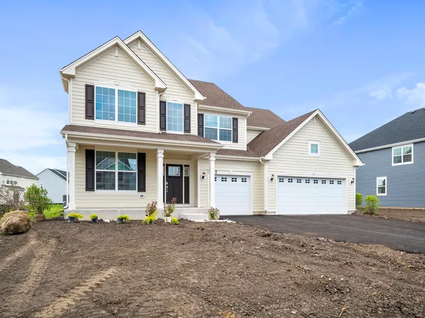 1827 Amarillo Blvd, Elgin, IL 60124