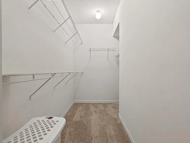 2202 Tuscany Way — Photo 13