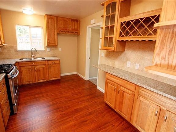 5th image of 131 W Payran St