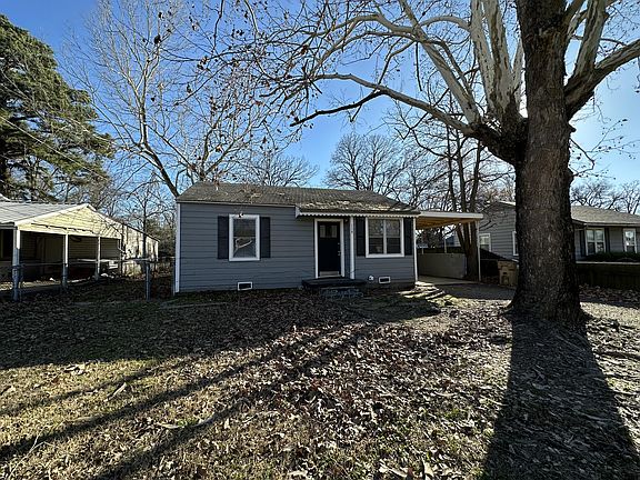 5th image of 114 E Avenue H