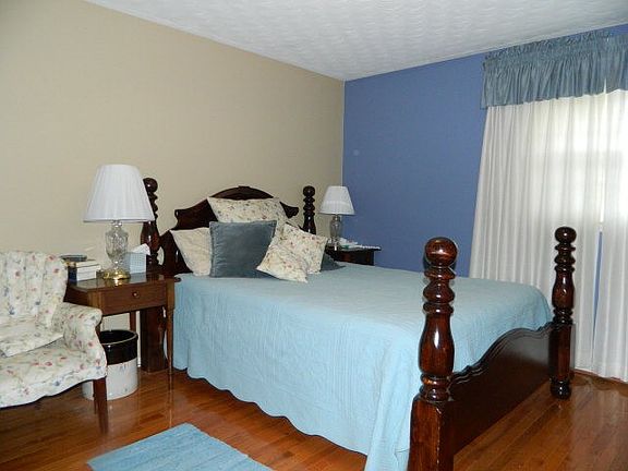 5th image of 158 Flatwoods Dr