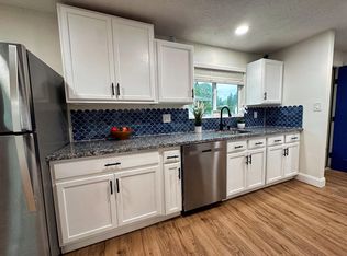 20837 SE Morrison St #A, Gresham, OR 97030