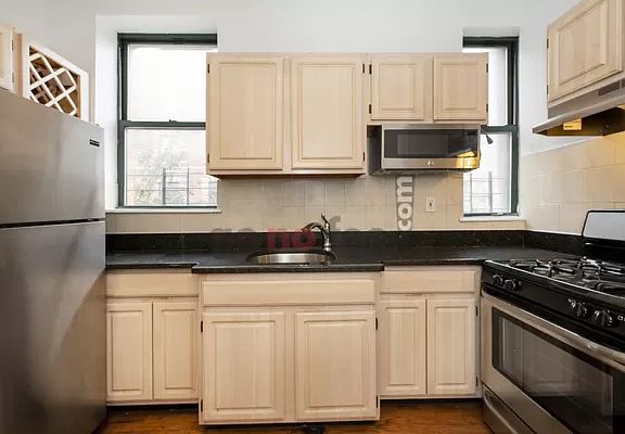 3rd image of 268 W 120th St APT 2-B