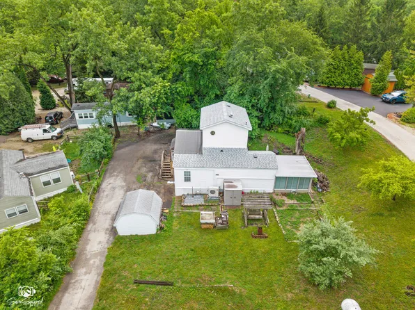 46 Lakeshore Dr, Wilmington, IL 60481