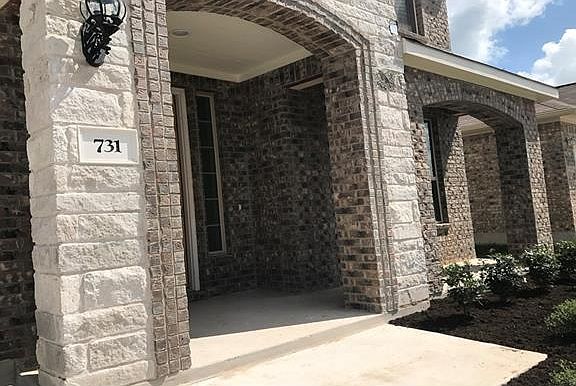 2nd image of 731 Vista Garden Dr