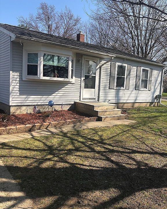 1st image of 212 Cairns St