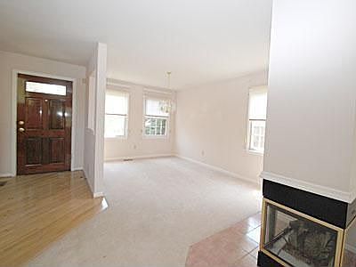 5th image of 7494 Muchmore Close