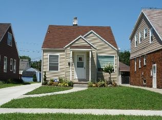 2333 Burnside Ave, Oregon, OH 43616