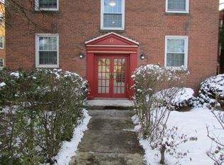 23 Chapman St APT 1, East Hartford, CT 06108