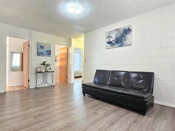 94-245 Leowahine St APT E2018, Waipahu, HI 96797