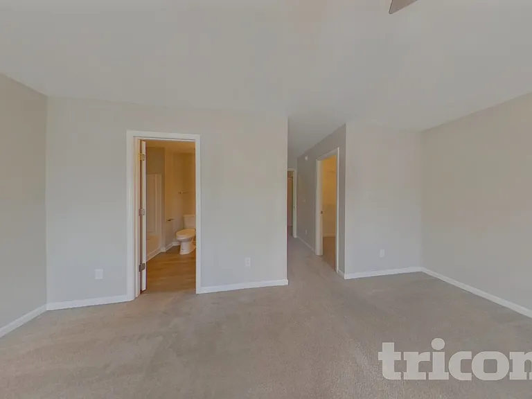 430 Grand National Ln — Photo 6