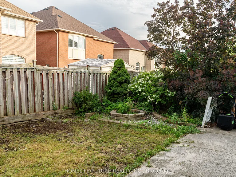 620 Madame St — Photo 44
