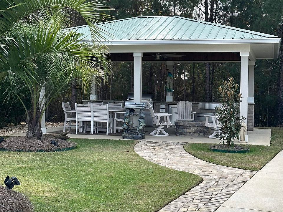 1st image of 11889 Gateway Dr