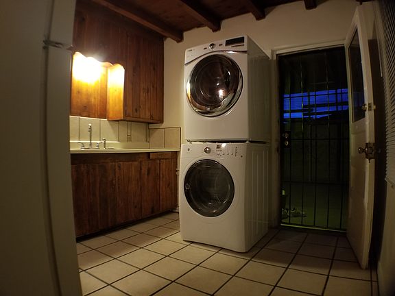 5th image of 2214 Garfield Ave SE