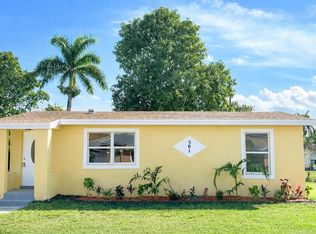 561 SW 14th St, Belle Glade, FL 33430