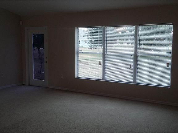3rd image of 242 North Ave