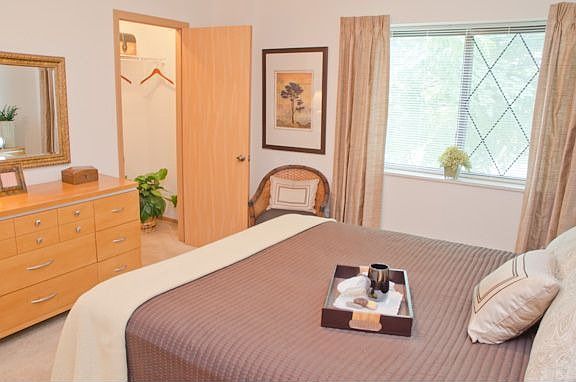 sawmillravine-bedroom1