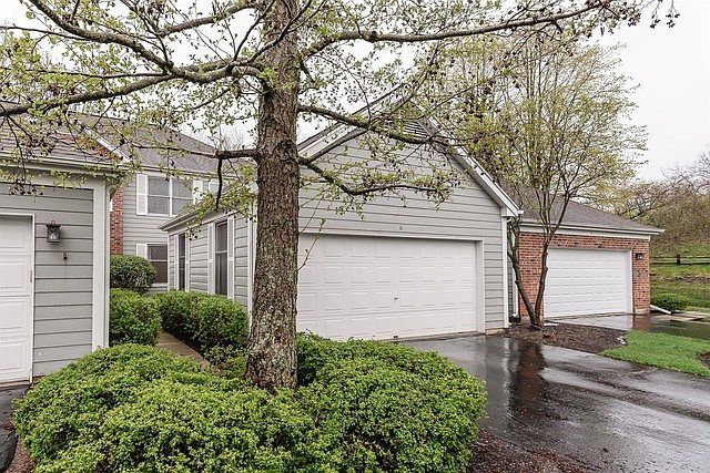 1st image of 6 Warwick Ln