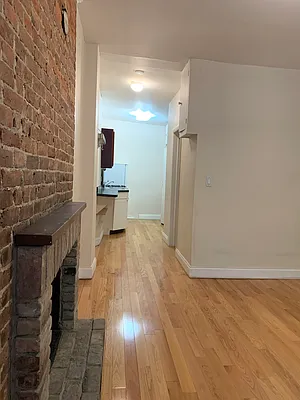 Rented by Compass | media 13