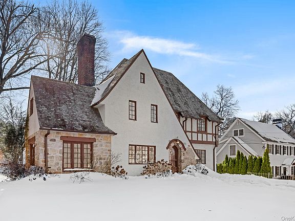 4th image of 20 Lockwood Road