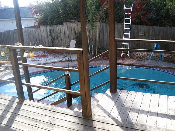 5th image of 722 E 19th St