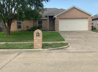 923 Glory Dr, Waxahachie, TX 75165