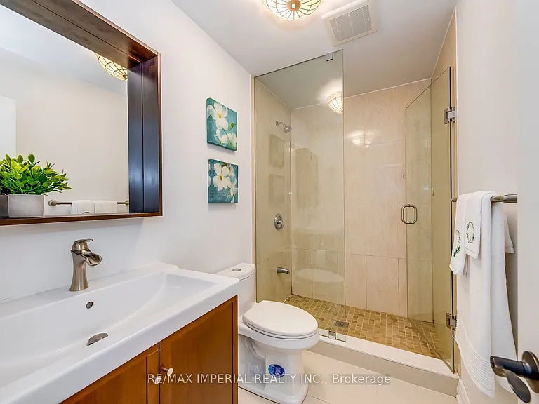 2048 Devon Rd — Photo 20