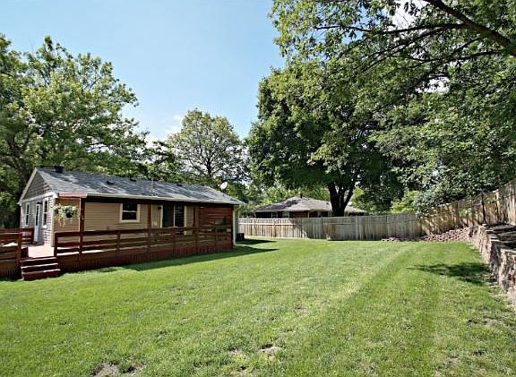 3rd image of 4120 Glacier Ln N